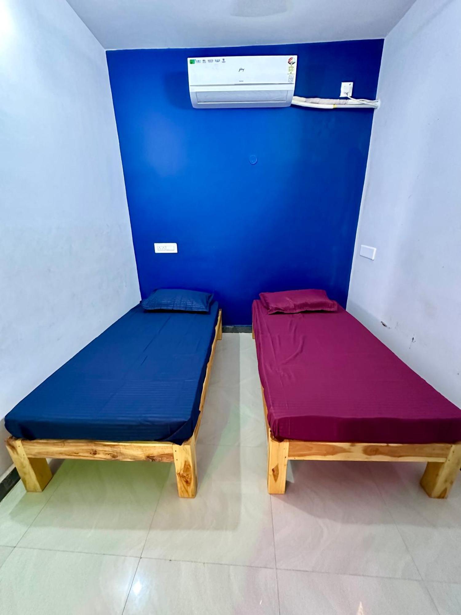 Arunachala Sashwin Guest House Tiruvannamalai Bagian luar foto